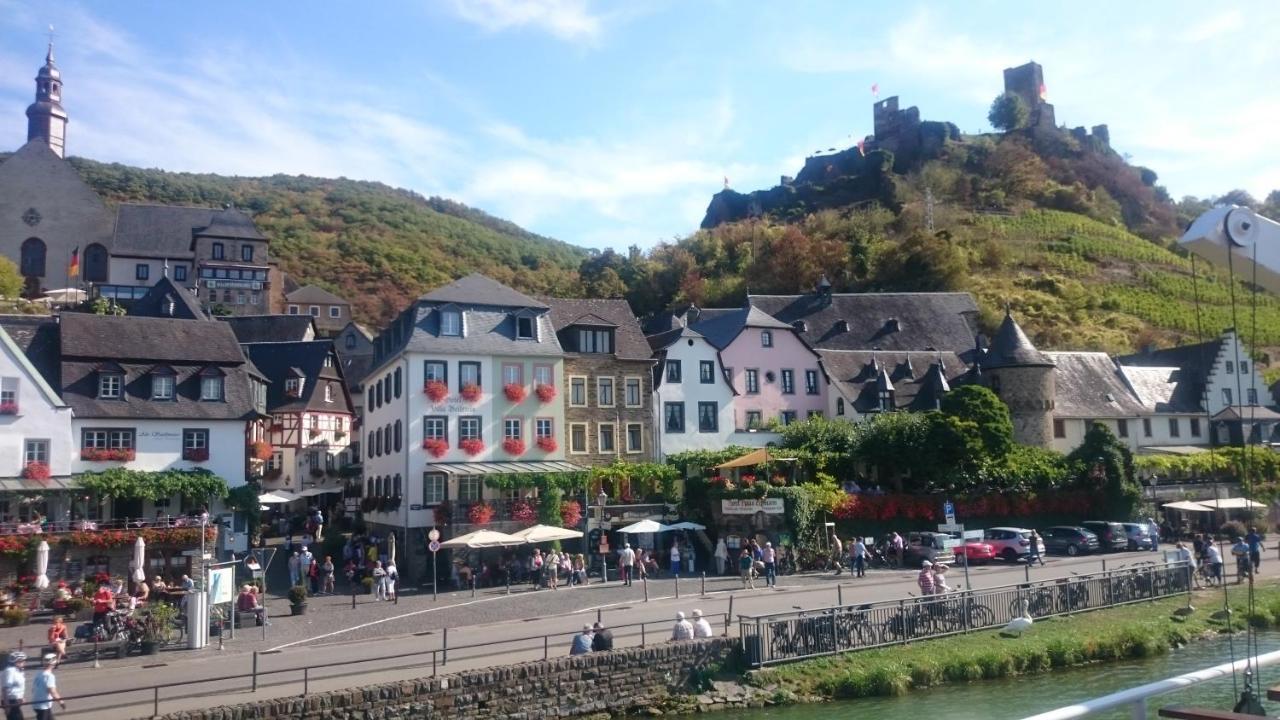 Ferienwohnungen Am Bruttiger Moselsteig Exterior foto